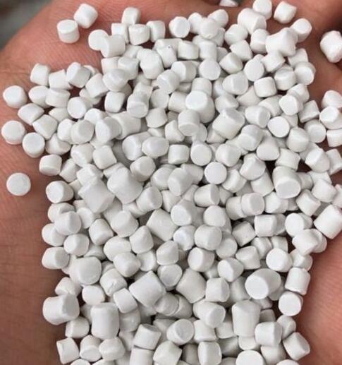 Calcium Carbonate Filler Masterbatch for Enhanced Plastic Performance